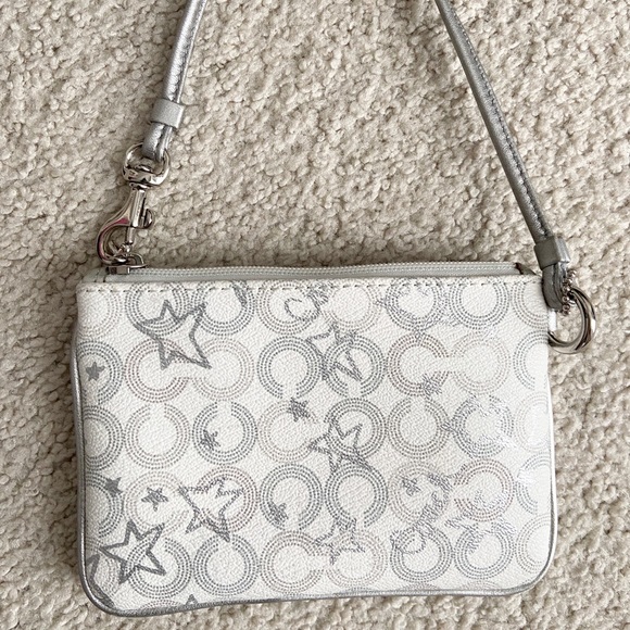Coach Wrist Wallet - Picture 2 of 4